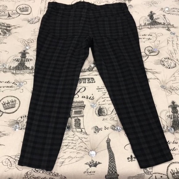 Wit & Wisdom Ab-Solution Skinny Ponte Pants - Picture 9 of 12